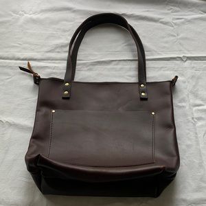 Portland Leather Goods Small Zipper Classic Tote in Grizzly Smooth Leather